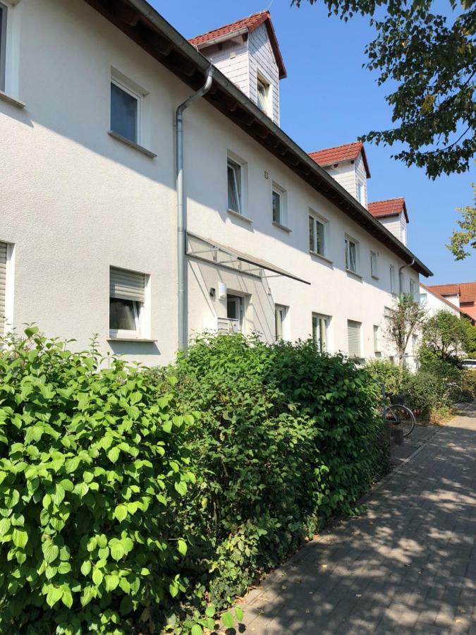 Bed & Kitchen Apartamento Gießen Exterior foto